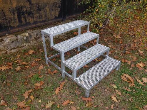 Metalltreppe verzinkt Rutschfest Außenbereich