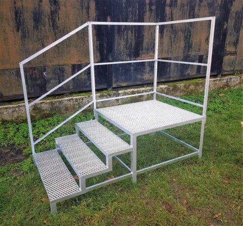 4 Stufen mit Podest Stahltreppe mit Geländer
