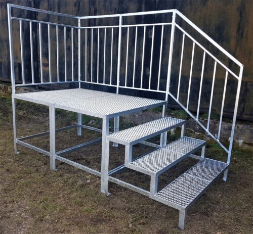 0054 Außentreppe Podesttreppe 4 Stufen mit Podest verzinkt