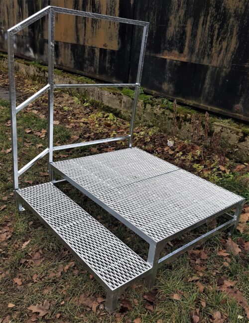 1 Stufen mit Podest Stahltreppe mit Geländer