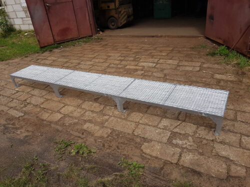 Stahltreppe 1 Stufen Freistehend