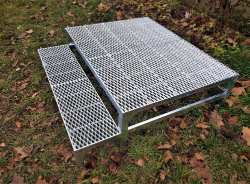 Podesttreppe 3 Stufen verzinkt Industrietreppen Rutschfest