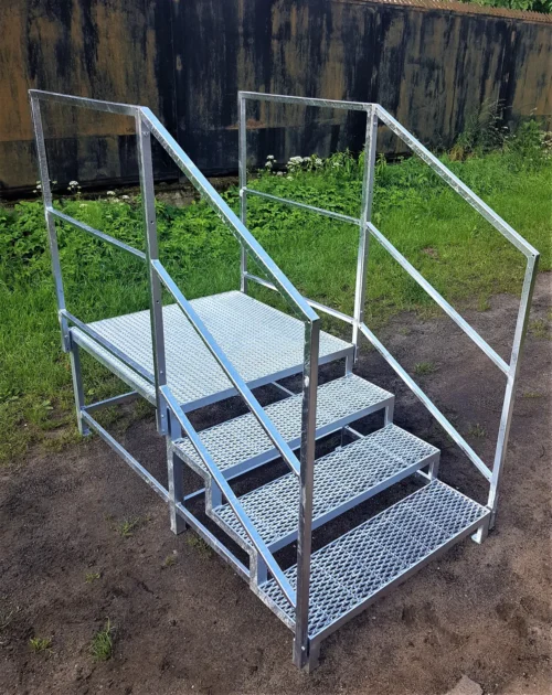 3 Stufen mit Podest Stahltreppe mit beidseitigem Geländer